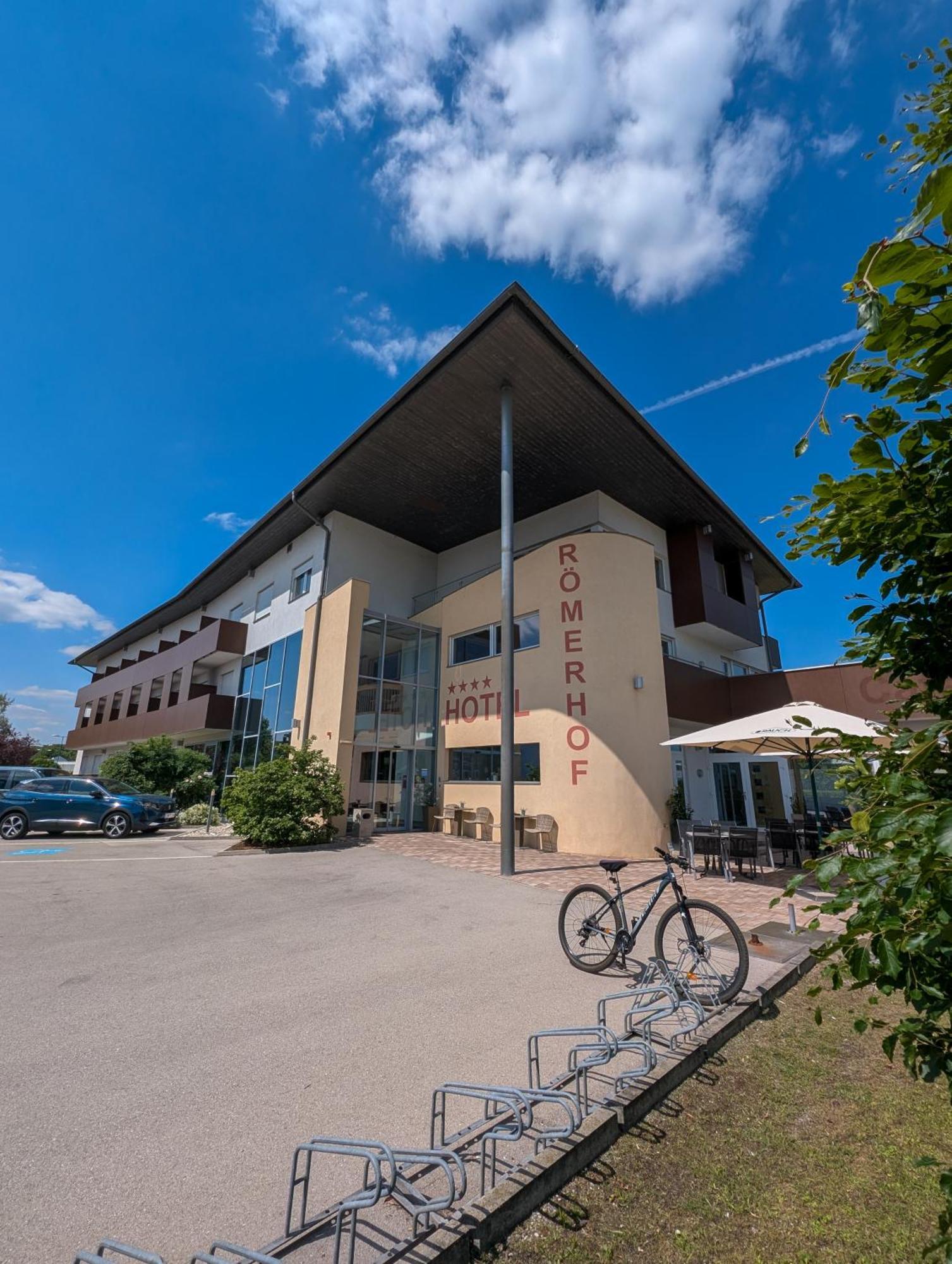 Hotel Roemerhof Tulln An Der Donau Exteriör bild