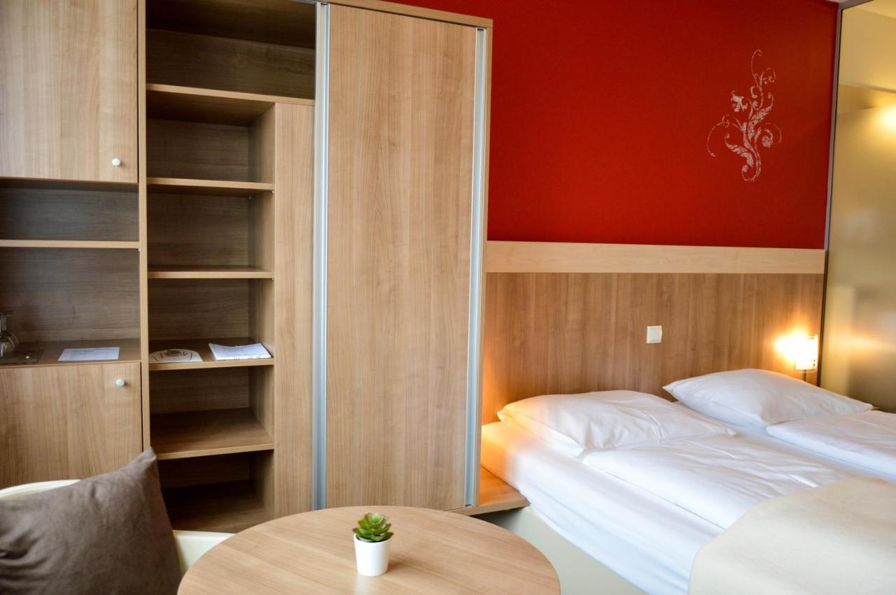 Hotel Roemerhof Tulln An Der Donau Exteriör bild