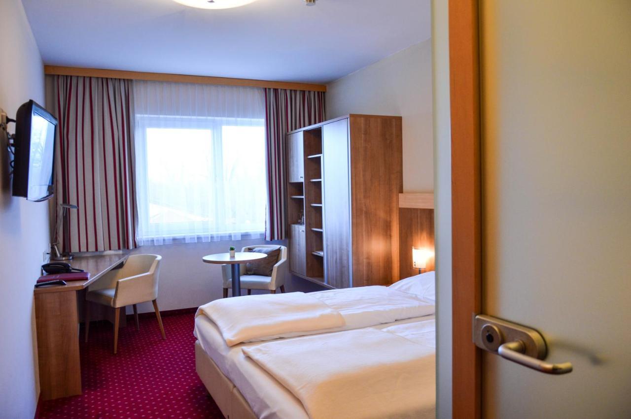 Hotel Roemerhof Tulln An Der Donau Exteriör bild