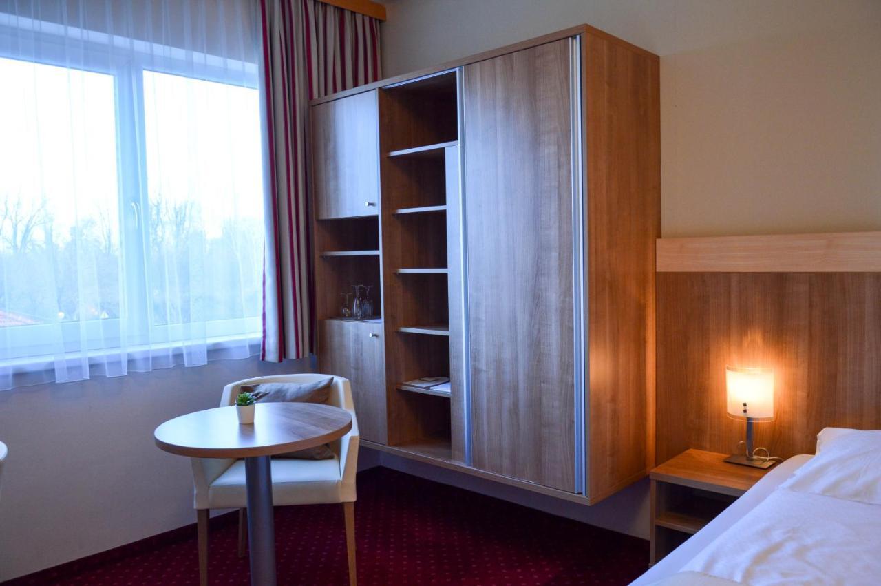 Hotel Roemerhof Tulln An Der Donau Exteriör bild